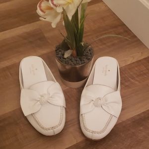 ♠️Kate Spade Mallory bow white mules